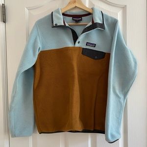 Patagonia colour block fleece ✨